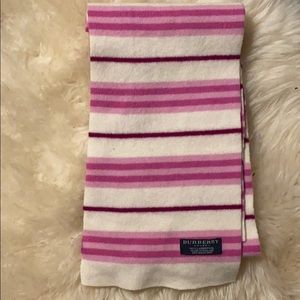 ⭐️Burberry Pink Stripe Lambswool Scarf⭐️